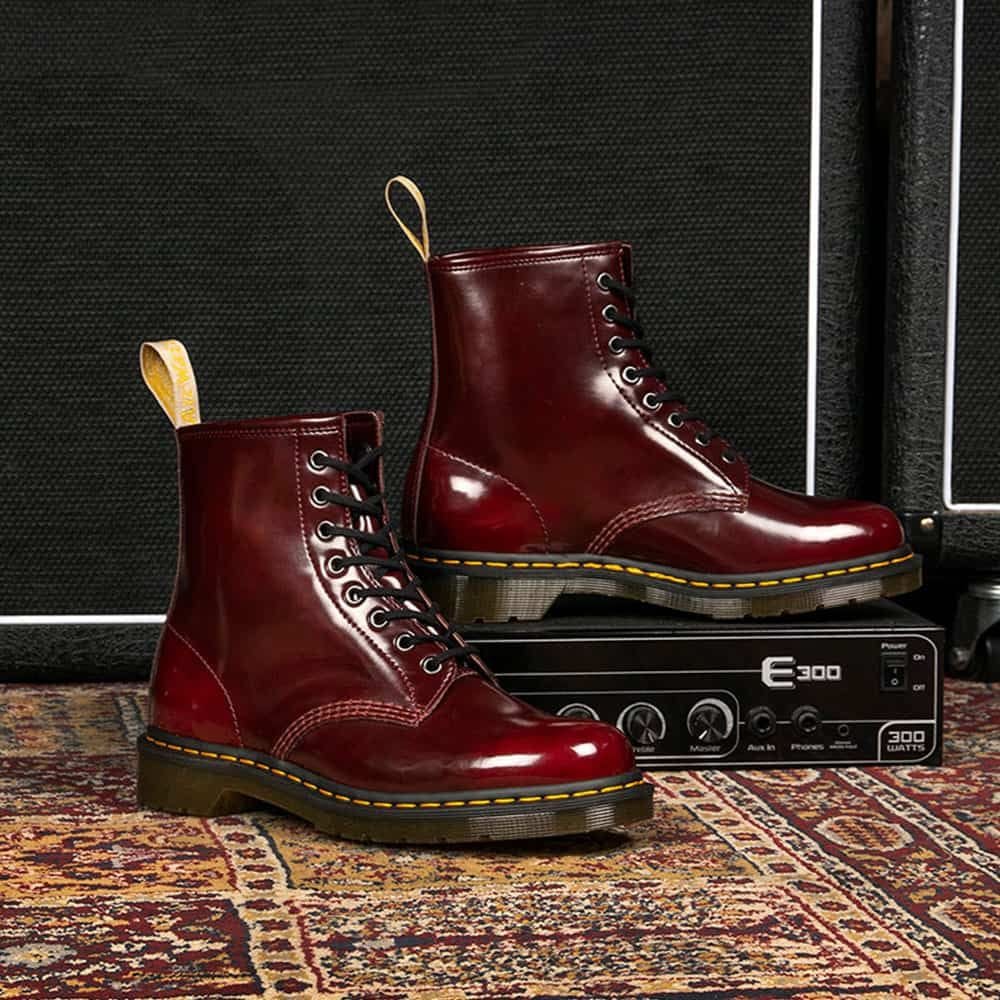 Dr martens homme rouge sale