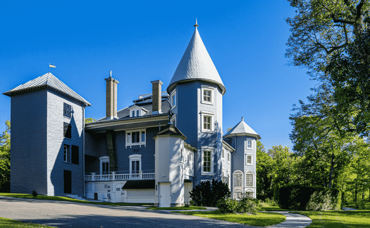 Manoir Papineau National Historic Site